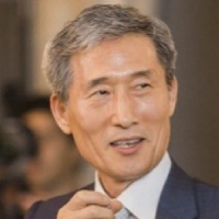 Jang-Kyo Kim